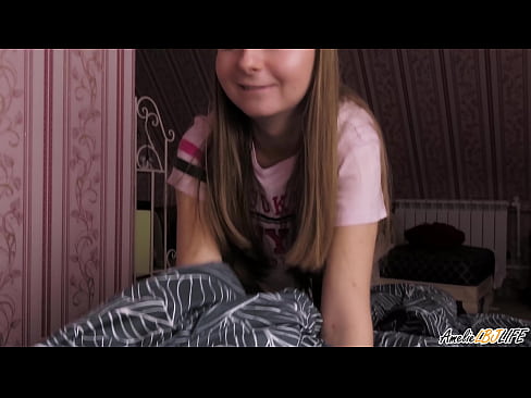 ❤️ Tarraingíonn Blondie BFF go domhain uirthi agus faigheann sí cum ina béal ️  Porn  ag porn % ga.sayhentai.ru%  ﹏